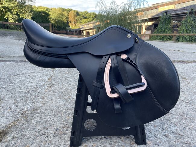 Massimo Springsattel 18,5, Massimo, Katharina , Jumping Saddle, Aachen 