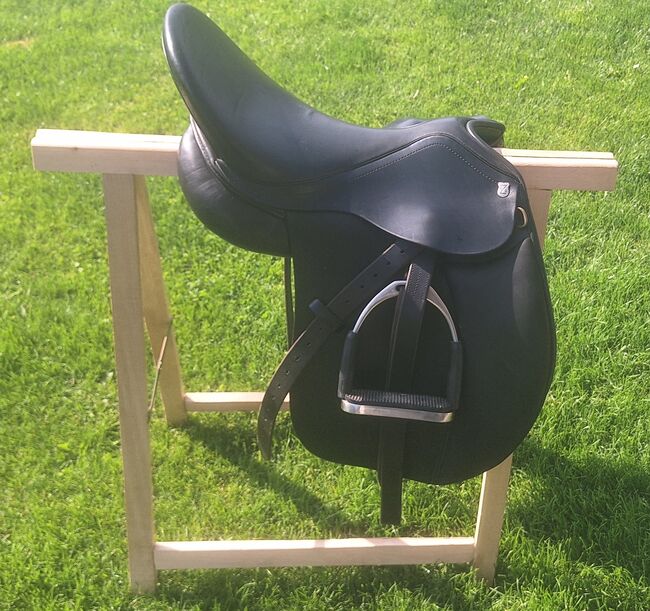 Massimo VSD, 17 Zoll, KW(36) 38, französische Kissen, Massimo, Lysann, All Purpose Saddle, Aiterhofen