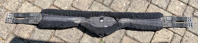 Mattes asymmetrischer Langgurt Lammfell, Mattes Asymmetrisch , Meggy , Girths & Cinches, Schneckenlohe