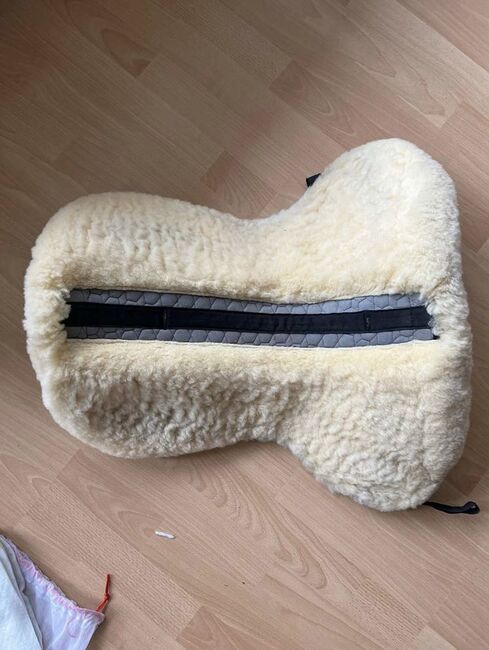 Mattes Correction Lammfell Pad, Mattes Mattes Correction Pad, Stephanie Winter, Sattelzubehör, Wien, Abbildung 5