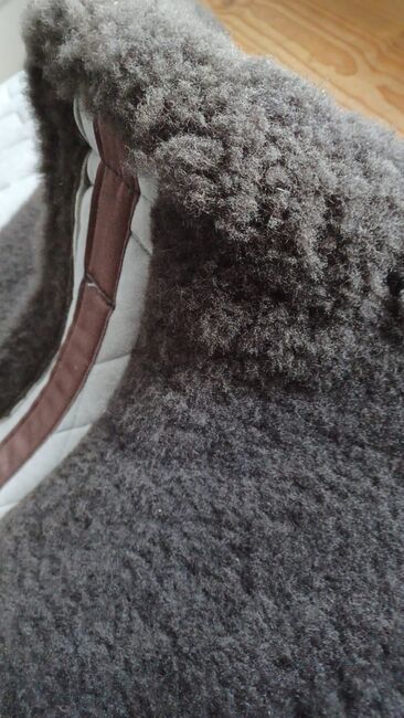 Mattes Dressur Lammfell Schabracke Gr. L braun, Mattes, Conny , Dressage Pads, Neuss, Image 6