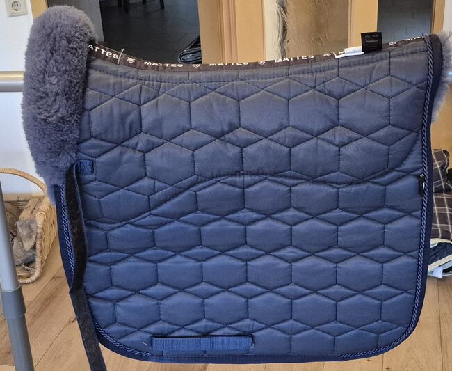 Mattes Lammfell-Schabracke, Gr. L, Dressur, Mattes Lammfell-Dressurschabracke, Anne, Schabracken, Dorsten