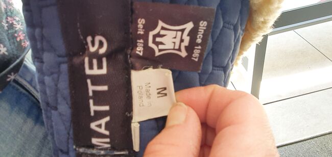 Mattes Lammfellschabracke, Mattes, Laura , Schabracken, Göfis, Abbildung 2