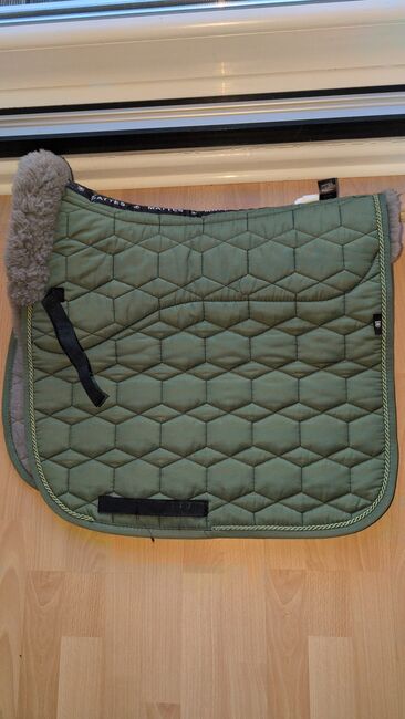 Mattes Schabracke Gr. L Dressur khaki, Mattes Mattes Dressur Schabracke Gr. L, Conny , Dressage Pads, Neuss