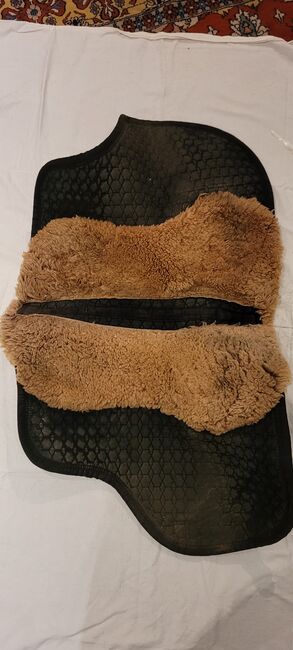 Mattes Sattelkissen Eurofit Schabracke VS Lammfell, Größe M,, Mattes  Eurofit Schabracke VS Lammfell, Größe M, , Chris, Andere Pads, Bechtheim