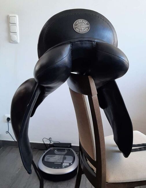 Max Benz Dressursattel Herakles 17.5 mittelweite Kammer, Max Benz Herakles, Stefanie Weidenauer, Dressage Saddle, Wien