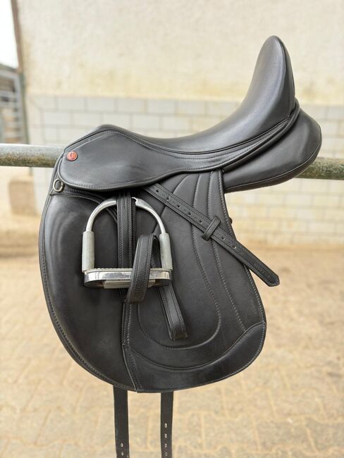 Max Benz One Dressursattel Monoblatt, Max Benz One Monoblatt , Yvonne Fischer, Dressage Saddle, Bodenheim , Image 2