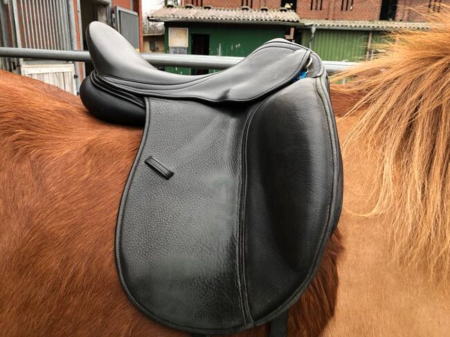 Sattel Maxflex Leonhardt, Maxflex  Leonhard , s. Lüthje, Dressage Saddle, hamburg