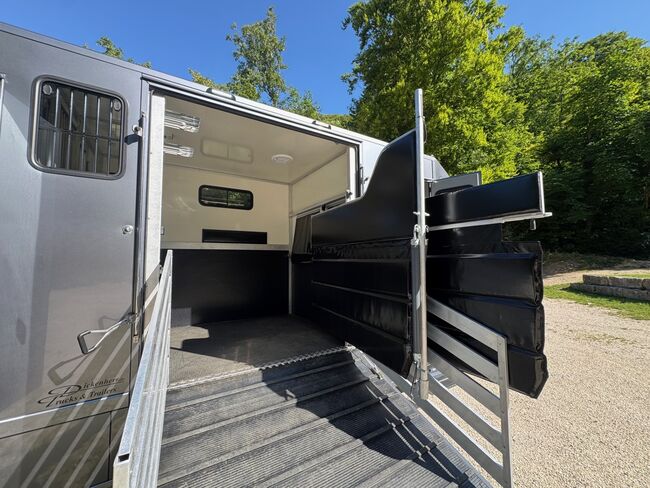 Mercedes-Benz 519 Pferdetransporter Unikat!!Allrad 4x4 Selbstfahrer, Dickenherr Dickenherr 4x4 Allrad, Gerhard Strobel (Dickenherr Trucks und Trailers), Horse Trailers, Baden-Württemberg - Unterschneidheim, Image 13