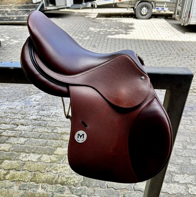 Meyer Springsattel 17“, Meyer Selles, Zoe, Jumping Saddle, Basel, Image 3