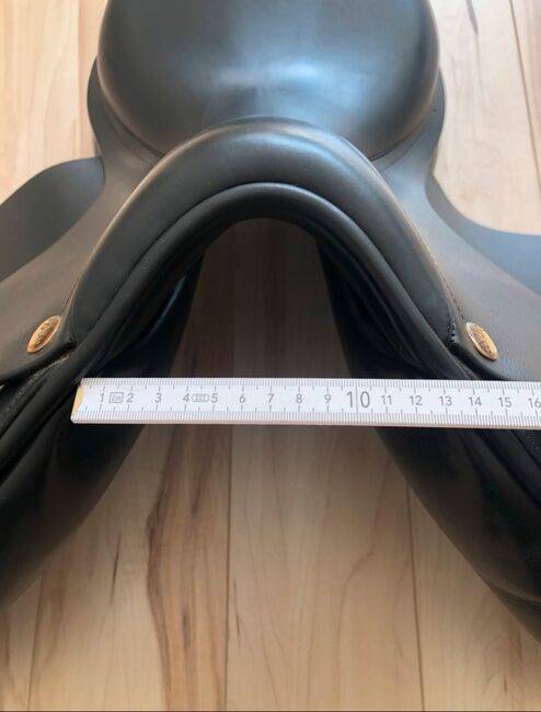 Neuwertiger Cobra Dressursattel 17,5', Cobra, Saskia Nowottny , Dressage Saddle, Poppenhausen , Image 13