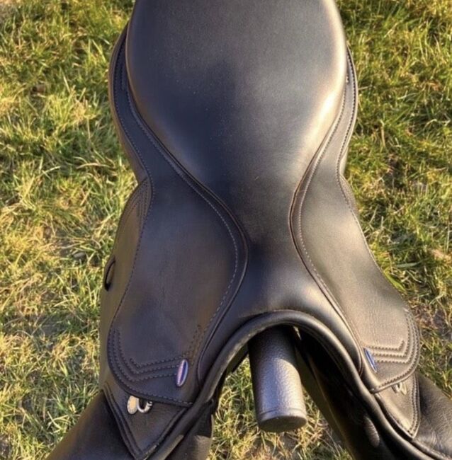 Neuwertiger Prestige/ Euroriding Springsattel Emilio, Prestige/ Euroriding , Privat , Jumping Saddle, Maxdorf , Image 4