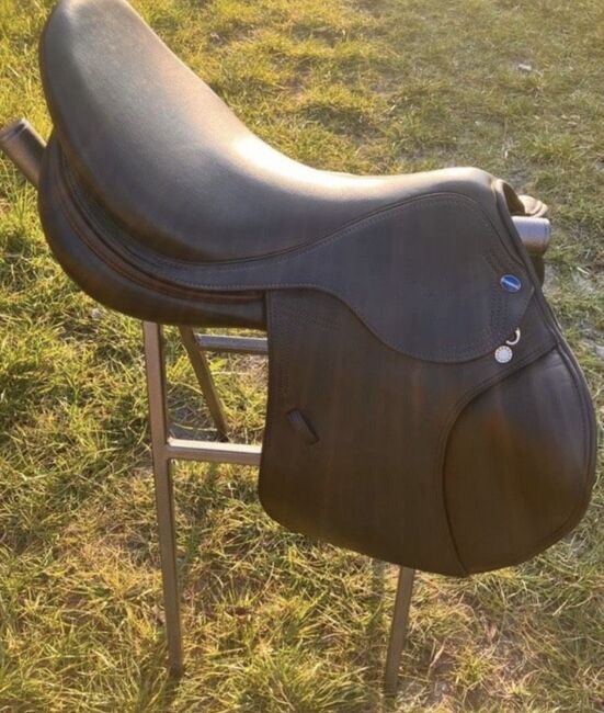 Neuwertiger Prestige/ Euroriding Springsattel Emilio, Prestige/ Euroriding , Privat , Jumping Saddle, Maxdorf , Image 2