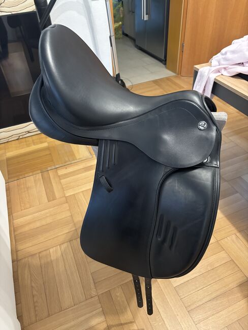 Neuwertiger Prestige x Doge Dressursattel, Prestige X-Doge, Luisa Sauer, Dressage Saddle, Weilheim an der Teck, Image 4