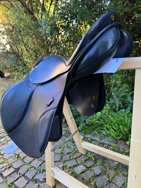 Moll Springsattel, Moll Pegasus, Renate Mehlhorn, Jumping Saddle, Uhingen, Image 3