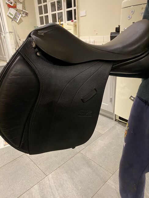 Monarch GFS GP Saddle 17.5 Adjustable, Monarch GP Adjustable, Lucy Williams, All Purpose Saddle, Whitchurch, Image 2