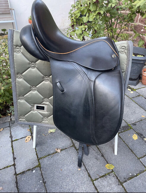 Monoblatt Dressursattel, Frank Baines , Julia , Dressage Saddle, Haßloch