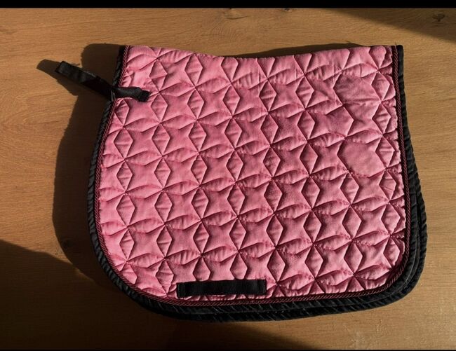 Wunderschöne Schabracke, Franzi, Dressage Pads, Herrieden 