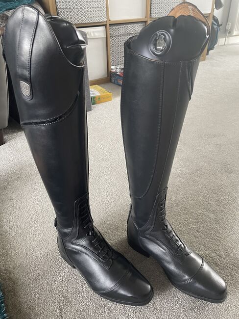 Mountain Horse Sovereign riding boots, Mountain Horse  Sovereign Harmony Collection, Clare Chipp, Reitstiefel, Southwick, Abbildung 3