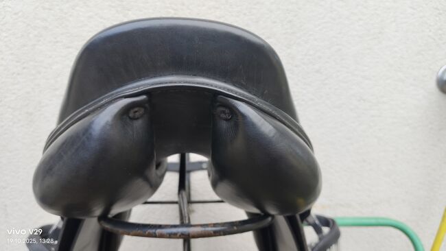 Sehr schöner klassischer Dressursattel von Amerigo 17" top Zustand, Amerigo  Basso, Katja Presch, Dressage Saddle, Sankt Koloman, Image 9