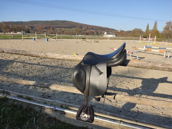 Fast neuer (Pony) Springsattel 17", Letec Excellent Spring-Sattel Highline, Tanja Westerholz, Jumping Saddle, Redwitz an der Rodach