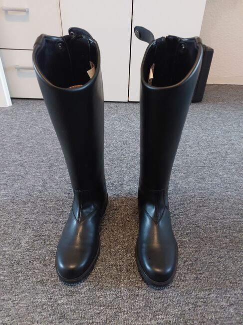 Neue Reitstiefel, Julia, Reitstiefel, Berlin