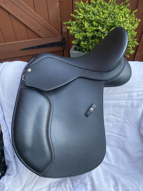 NEW 16” Wintec AP wide saddle, Wintec AP WIDE, Gemma Robinson , Siodła wszechstronne, Long Eaton, Notts