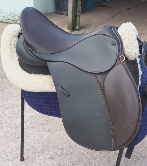 NEW 17.5" GP Cob Saddle, Jackie Roberts Collection  Purdie, Tiz Snook, All Purpose Saddle, ABERGAVENNY