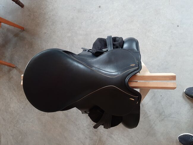 Neuer Kentaur Elektra mit doubliertem Kalbsleder auch Tausch möglich, Kentaur Kentaur Elektra Dressursattel, Melanie Huemer, Dressage Saddle, Gmunden, Image 7