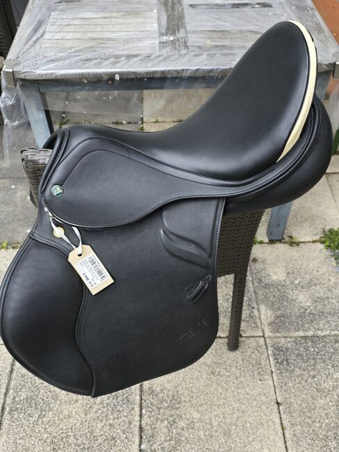 Neuer Prestige Venezia VSS 17/32, Prestige Venezia VSS, Nadine, Jumping Saddle, Jerzens