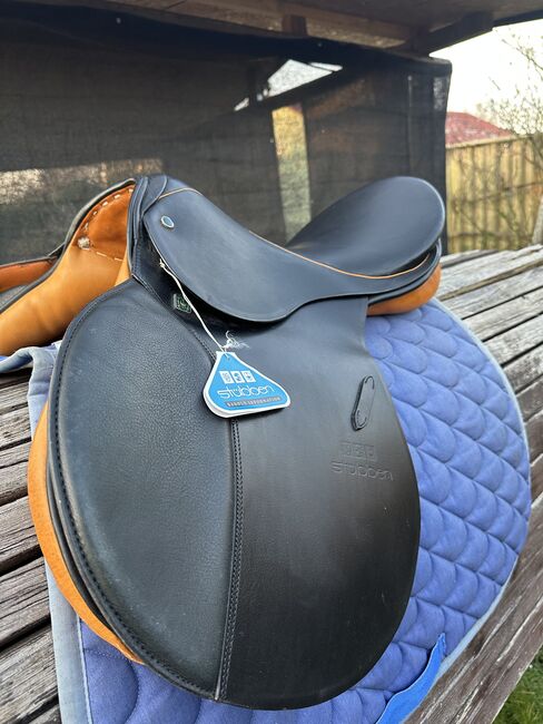 *NEU* Stübben Springsattel Siegfried CS 17,5“ 30,5cm schwarz, Stübben Siegfried, Anastasia, Jumping Saddle, 47495