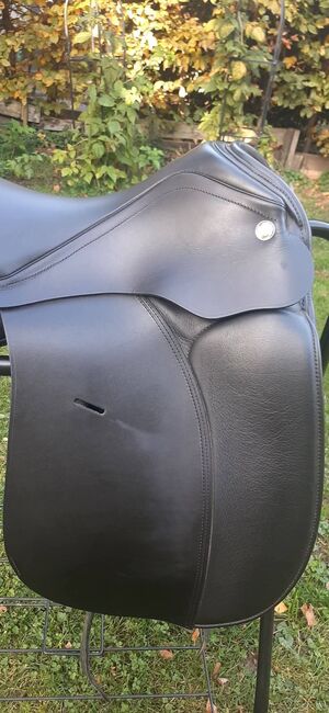Niedersüß Crescendo, mit VARO Baum, 17,5", mittlere Kammerweite, Niedersüß  Crescendo, Karmen, Dressage Saddle, Ebreichsdorf , Image 12