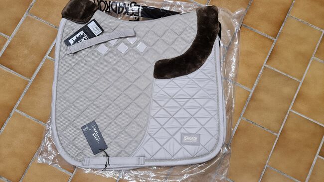 Neues Eskadron Set Platinum 2020 greige WB Dl, Eskadron  Platinum 2020, Jana, Dressage Pads, Harsewinkel, Image 2