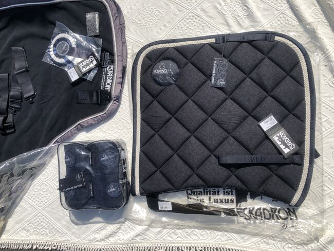 NEU Eskadron Set Schabracke DL Abschwitzdecke XL 155cm darknavy Platinum 2017 WB dunkelblau, Eskadron, Hermine, Dressage Pads, Bremen, Image 2