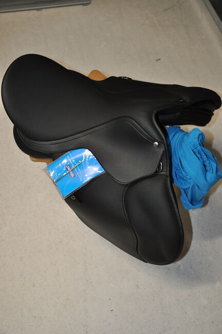 Neuer Ledersattel Wintec 500 Vielseitigkeit 17"/43 cm, Wintec Wintec 500, Moni, All Purpose Saddle, Attenkirchen, Image 2