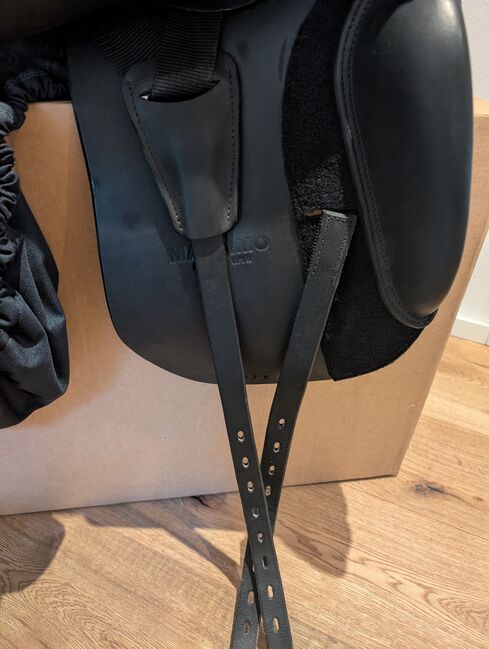 Neuer Massimo Dressur 2, 16,5 KW 38, Franz. Kissen, Massimo Zeitler  Dressur 2, Sabine Duwe , Dressage Saddle, Bad Wildungen, Image 2
