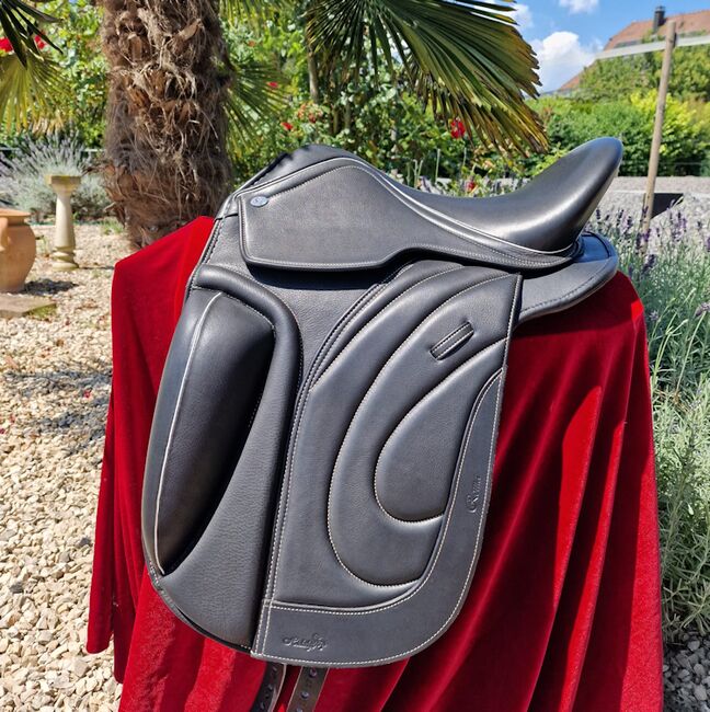 neu: Roma Spezial Hidalgo Lederbaumsattel Dressursattel, Kerstin Heyn - Feine Reitkunst (Sprint GmbH - Feine Reitkunst), Dressage Saddle, Freiburg