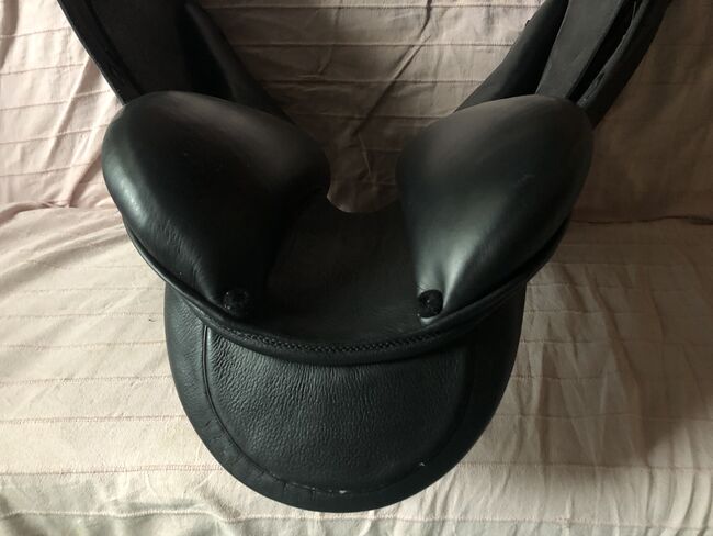 Neuer Velicea Sattel, Velicea  DS Basic, Lucia Zahrte, Dressage Saddle, Schopfheim , Image 4