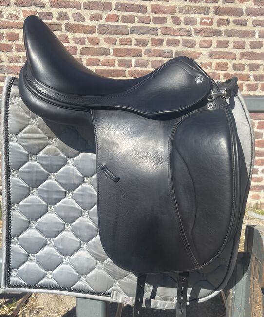 NEUWERTIG ‼️ Prestige X Helen Dressursattel 17/34 mit Klettpauschen, Prestige X-Helen, Sell_It_All, Siodła ujeżdżeniowe, Ahrweiler, Image 7