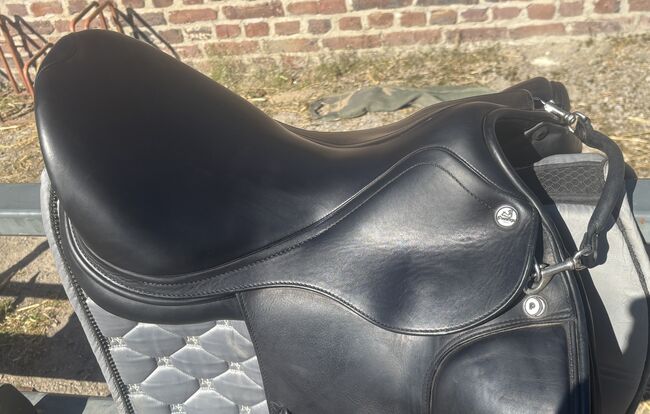 NEUWERTIG ‼️ Prestige X Helen Dressursattel 17/34 mit Klettpauschen, Prestige X-Helen, Sell_It_All, Siodła ujeżdżeniowe, Ahrweiler, Image 9