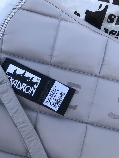 NEU ESKADRON SET Platinum 2018 nude Glitter Schabracke DL Abschwitzdecke XL 155cm beige WB Glitzer, Eskadron, Hermine, Dressage Pads, Bremen, Image 3