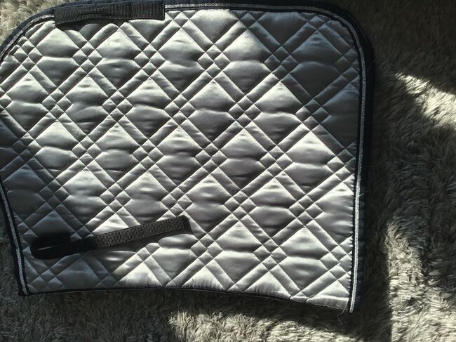 Neue HKM Schabracke, HKM, Patricia Schneider , Dressage Pads, Höfles