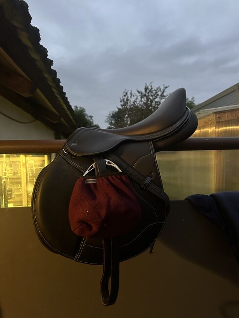 Neuer Ikonic Light Springsattel, Ikonic Ikonic Light Springsattel , Stella, Jumping Saddle, Burg, Image 3