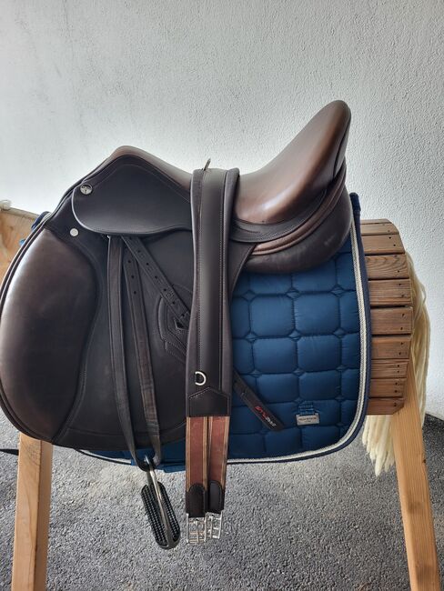 Neuer Prestige Tech one VS Sattel bzw. KOMPLETTSET inkl. Riemen,Steigbügel und Sattelgurt!!, Erre Plus Tech one  Vielseitigkeitssattel Erre Plus , Johanna Haller , All Purpose Saddle, Brunn am Gebirge, Image 4