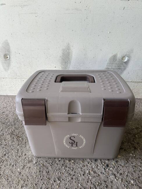 Neue Showmaster Putzbox, Showmaster Putzbox Lissabon, Thalia, Grooming Brushes & Equipment, Wangen b. Dübendorf
