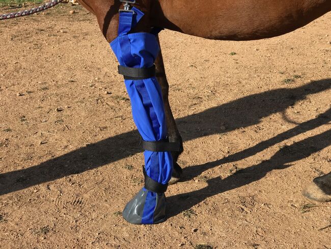 Hufschuh für die medizinische Behandlung des ganzen Beins, Newhorselife Medical Horse Boot, Svenya Suchy, Buty dla konia, Llucmajor, Image 3