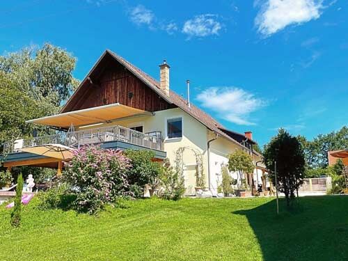 Österreich, Kärnten, 9100 Völkermarkt - Sie träumen davon in einer wundervollen Landschaft mit, Sabine Wesseln, Maras World of Horses (Maras World of Horses, Maras World Solutions S.L.), Equestrian Properties, Völkermarkt
