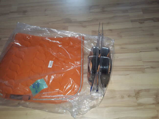Oranges Set Pony, Halfter, Longe, Schabbi, 4er Gamaschen, neu, Preis s. Text, XYZ, Dressage Pads, Groß Wittensee, Image 10