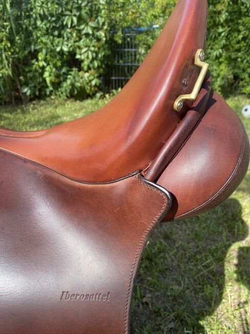 Original brauner Ibero Amazona Premium Line Sattel,32 er Kammer,18er Sitz,V-Gurt, Ibero Ibero Amazona Premium Line, Susanne von Gersdorff, Dressage Saddle, Hennigsdorf, Image 7