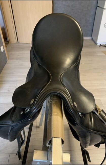 Dressursattel Otto Schumacher Dynamic E, Otto Schumacher  Dynamic E Dressursattel , Manuela , Dressage Saddle, Krefeld , Image 6